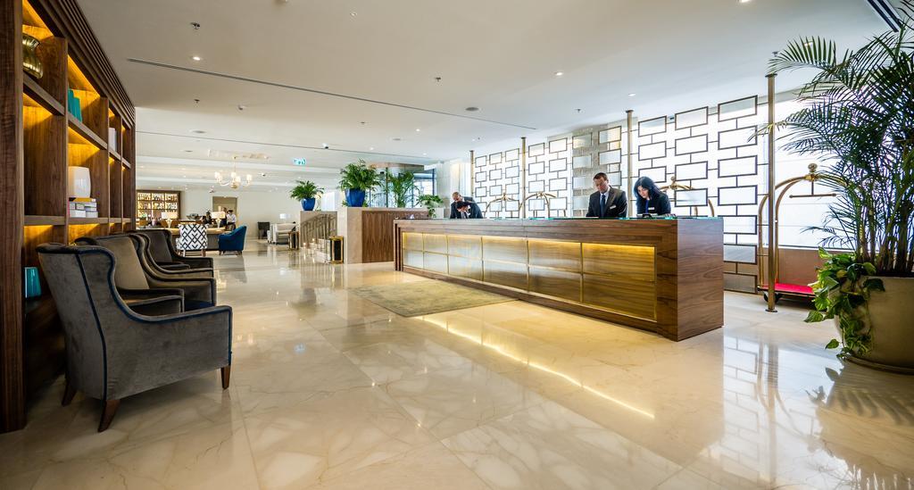 Herbert Samuel Jerusalém Exterior foto The lobby of the hotel