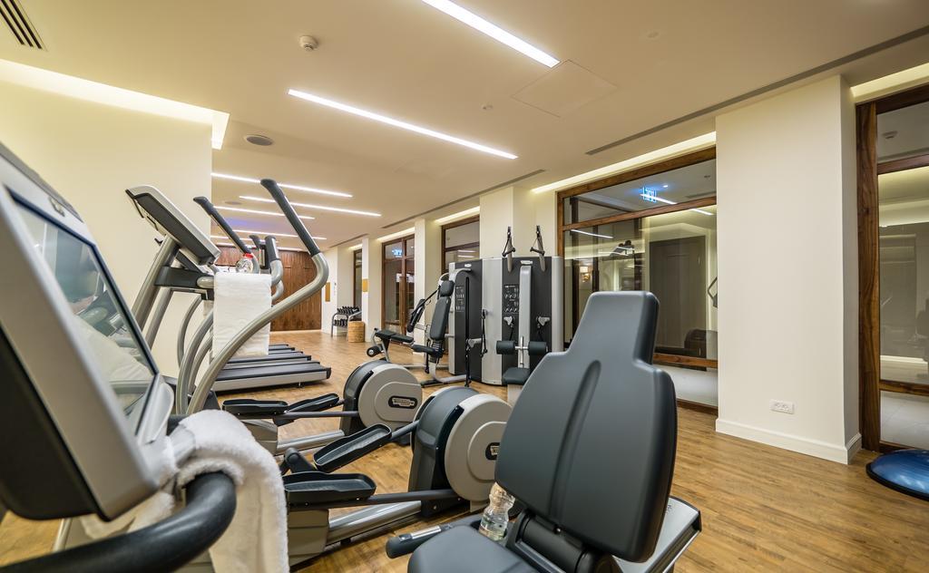 Herbert Samuel Jerusalém Exterior foto The gym at the hotel