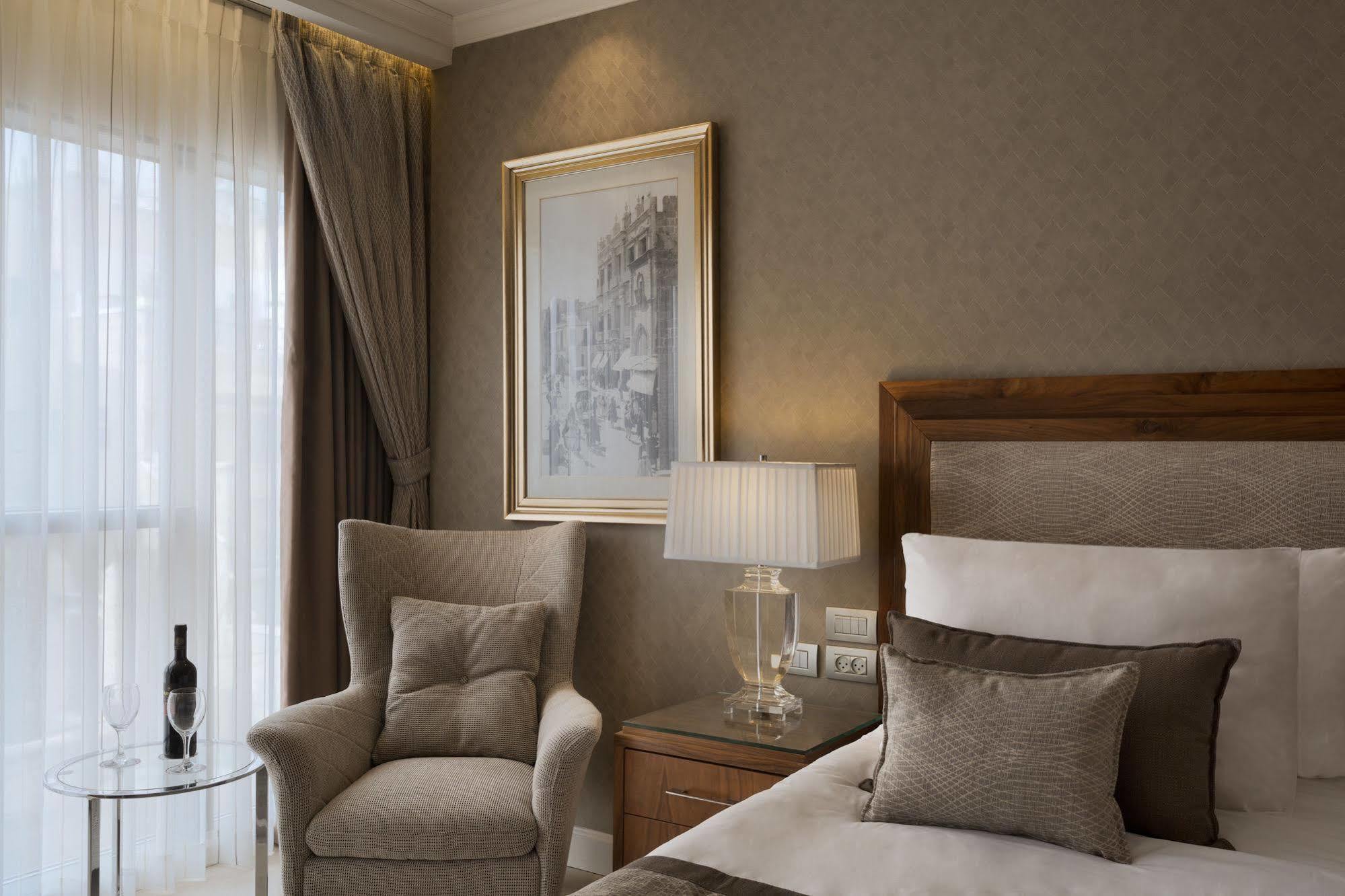 Herbert Samuel Jerusalém Exterior foto A bedroom at the hotel